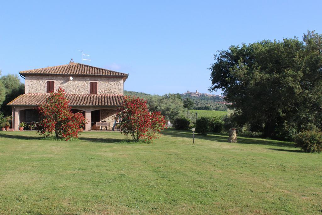 Agriturismo Il Poggiolo モンテメラノ エクステリア 写真